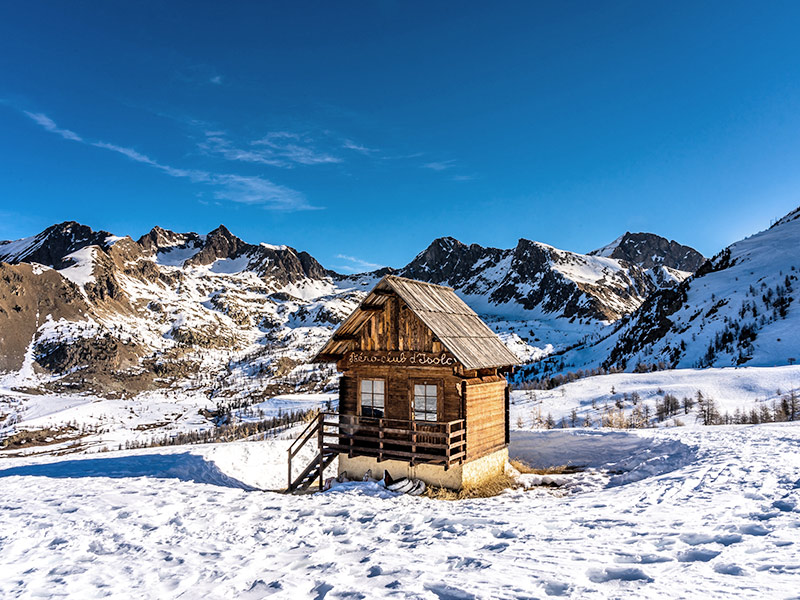 station alpes du sud isola 2000